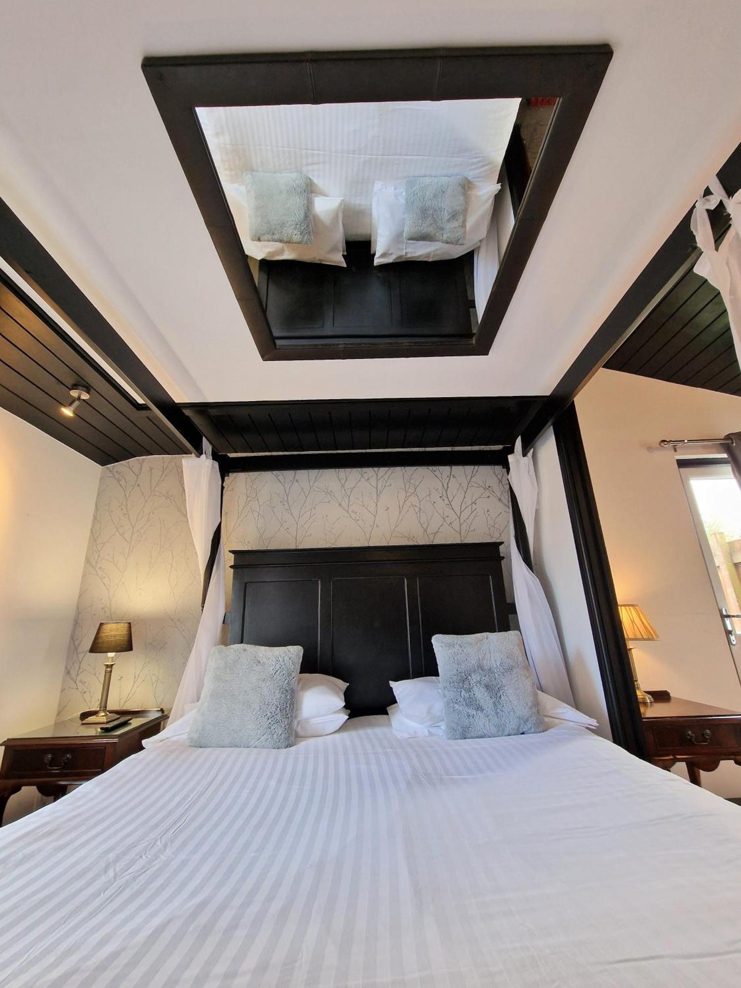 הוילה Kelty Ochil 9 With Private Hot Tub - Fife - Loch Leven - Lomond Hills - Pet Friendly מראה חיצוני תמונה