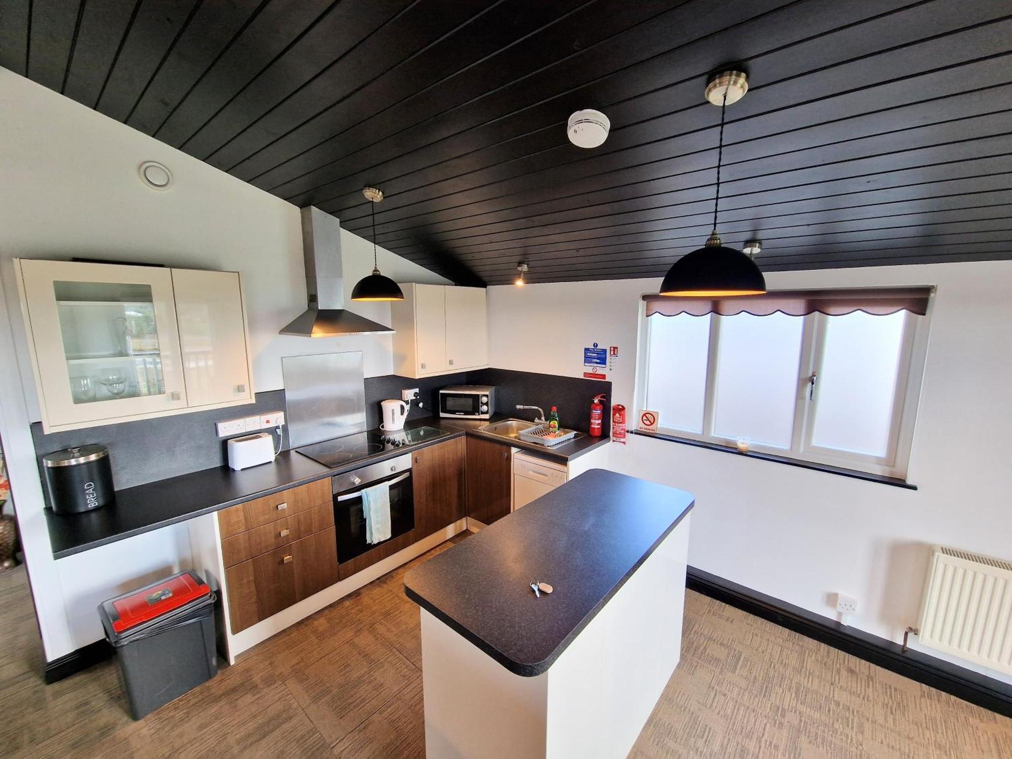 הוילה Kelty Ochil 9 With Private Hot Tub - Fife - Loch Leven - Lomond Hills - Pet Friendly מראה חיצוני תמונה