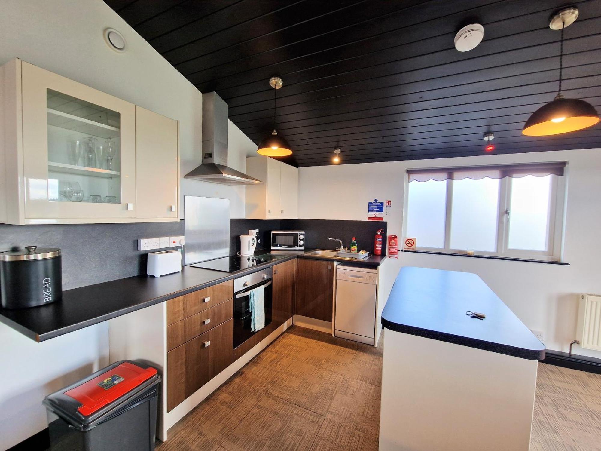 הוילה Kelty Ochil 9 With Private Hot Tub - Fife - Loch Leven - Lomond Hills - Pet Friendly מראה חיצוני תמונה